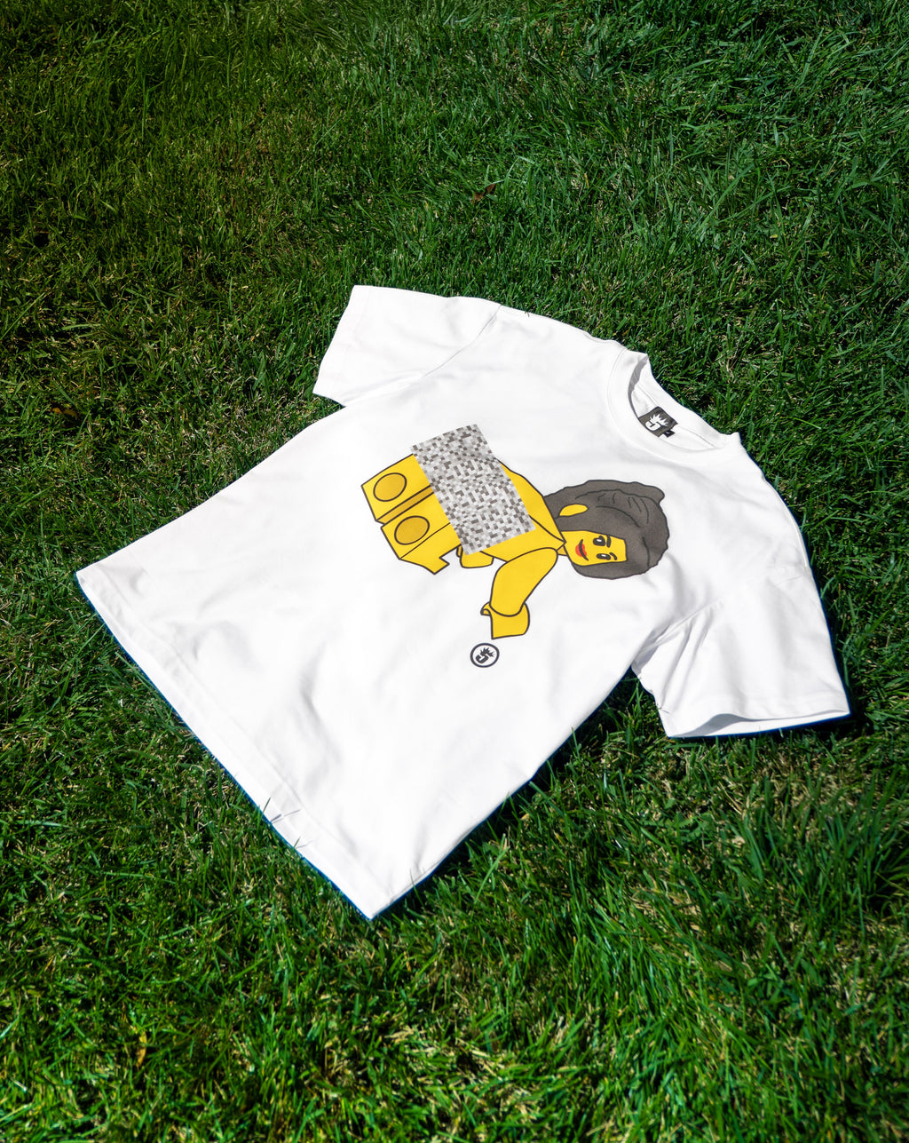 BRICK BOMBSHELL TEE